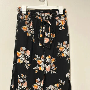 We Wore What Wide Sailor Leg Black Flower Floral Tie Front Pants Size Small